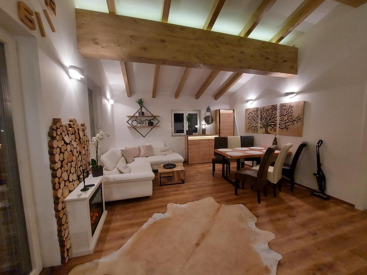 Apartament Auszeit Steiraland Penthouse 9 Mit Grossen Balkon Und Parkplatz Leoben  Zewnętrze zdjęcie