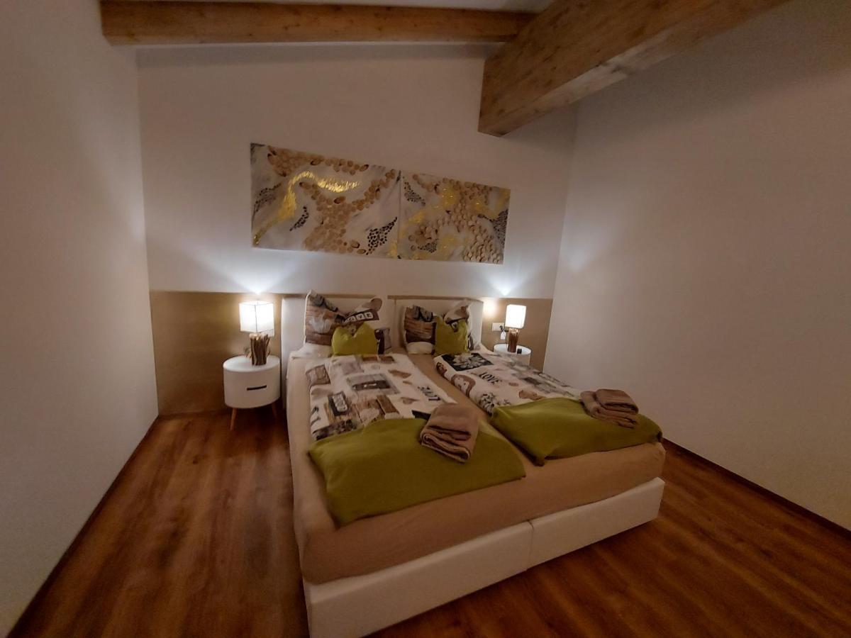 Apartament Auszeit Steiraland Penthouse 9 Mit Grossen Balkon Und Parkplatz Leoben  Zewnętrze zdjęcie