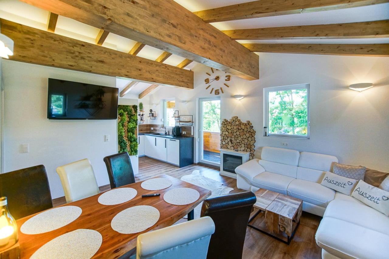 Apartament Auszeit Steiraland Penthouse 9 Mit Grossen Balkon Und Parkplatz Leoben  Zewnętrze zdjęcie